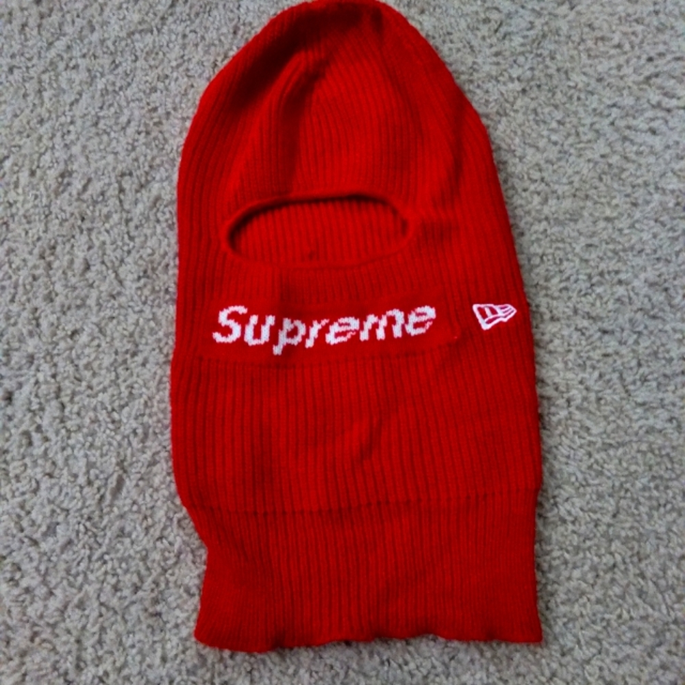 Supreme x New Era Face Mask